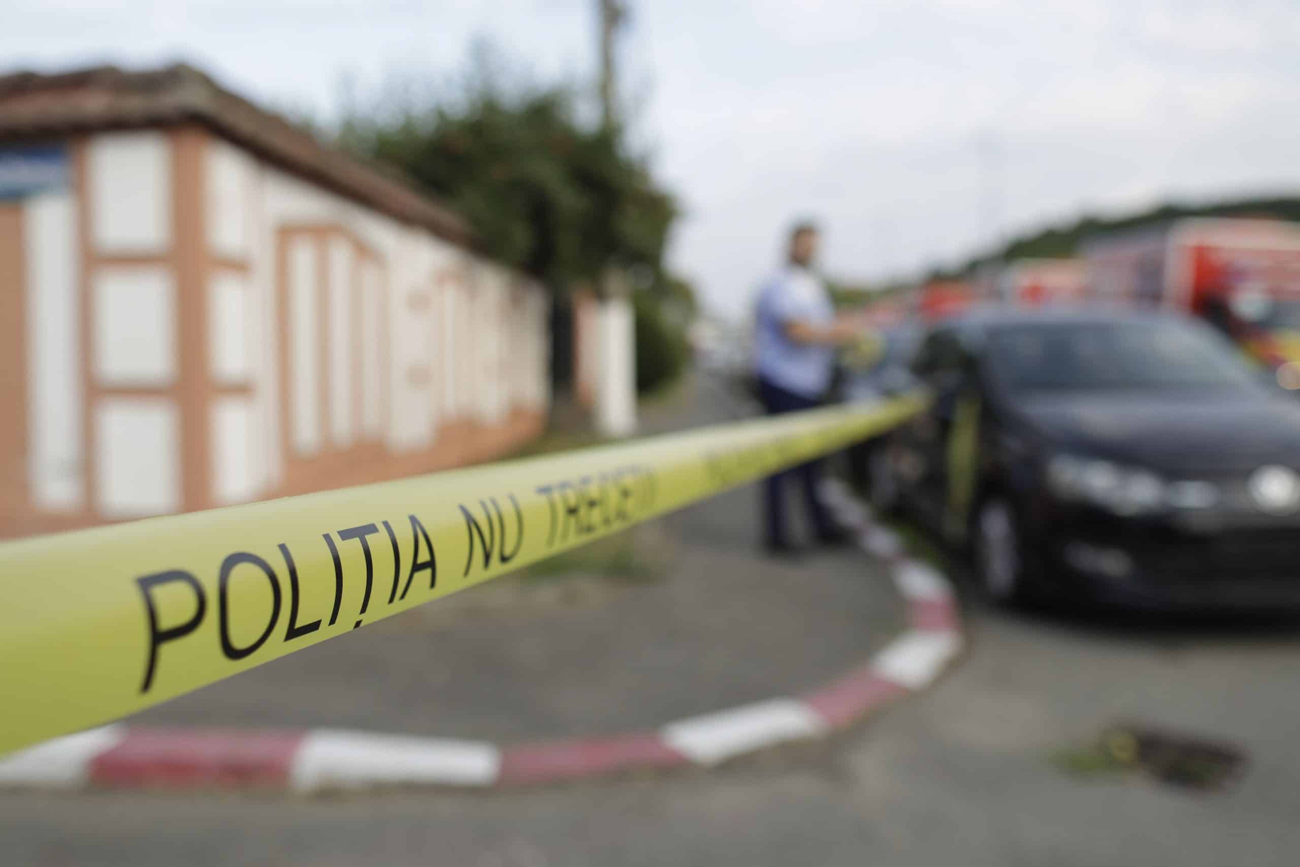 Dubla sinucidere din Hunedoara. Ce spun colegii despre adolescentele care s-au aruncat în gol de la 20 de metri