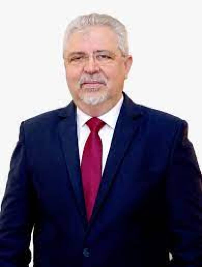 ‘Vă spun cu certitudine că voi candida’