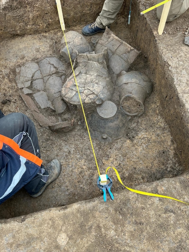 GALERIE FOTO – Pe noua Autostradă a Bucureștiului s-au descoperit comori de acum 7000 de ani