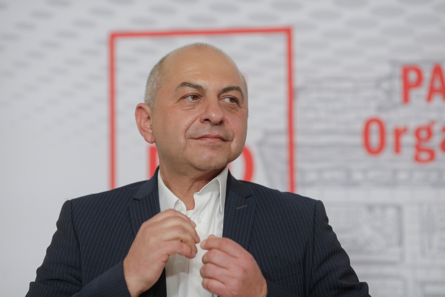 PUBLICĂM MESAJELE. Acuzat de incompatibilitate de Corpul de Control, Cătălin Cîrstoiu spune că jurnalista HotNews i-a zis „că îi pare rău ce scrie și că nu crede în ce scrie” / De fapt, Mirela Neag i-a cerut scuze că-l deranjează duminică!