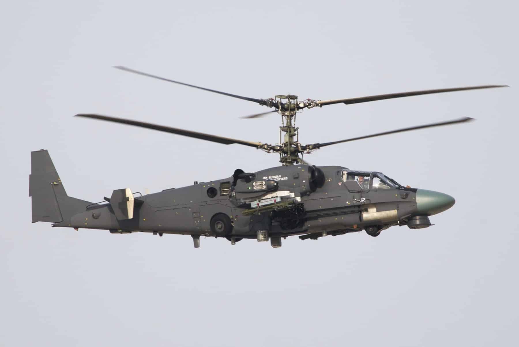 LIVE Război în Ucraina – ziua 784: Cel puțin 17 persoane au murit după un atac rusesc în Cernigău / Explozii la un aerodrom militar folosit de ruși în Crimeea, unde sunt staționate elicoptere de atac / Rușii avansează pe front profitând de lipsa ajutorului american