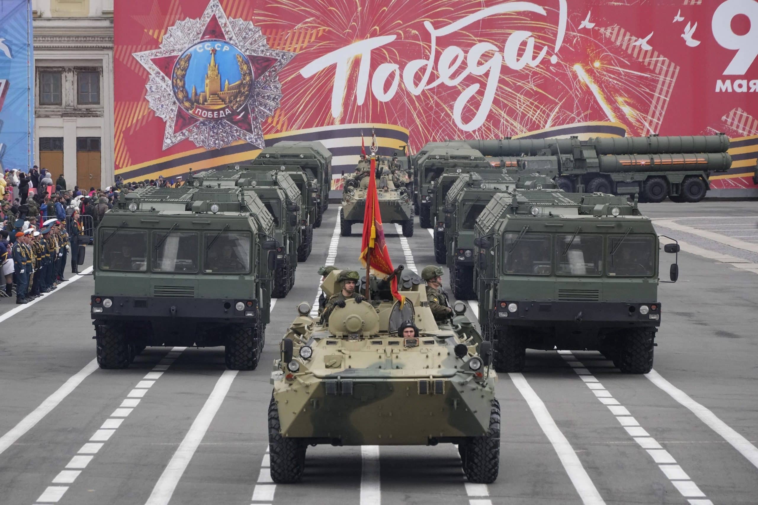 Manevre nucleare, amenințări către Franța și Marea Britanie, avertisment pentru NATO: Rusia ridică tonul în conflictul cu Occidentul