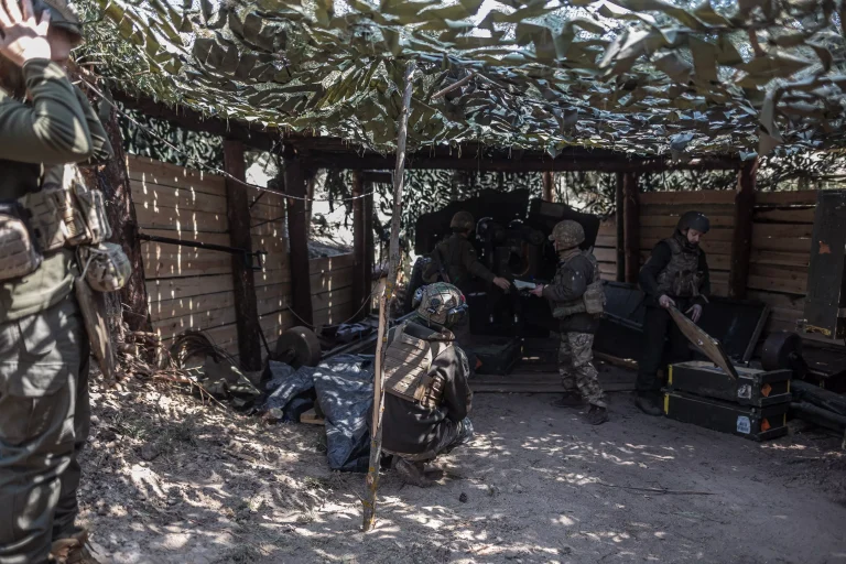 LIVE Război în Ucraina – ziua 805: Nou atac rusesc masiv asupra sistemului energetic ucrainean / Rușii spun că au mai cucerit două sate / Lituania e gata să trimită soldați în Ucraina / Decizia la Bruxelles privind activele ruseşti îngheţate