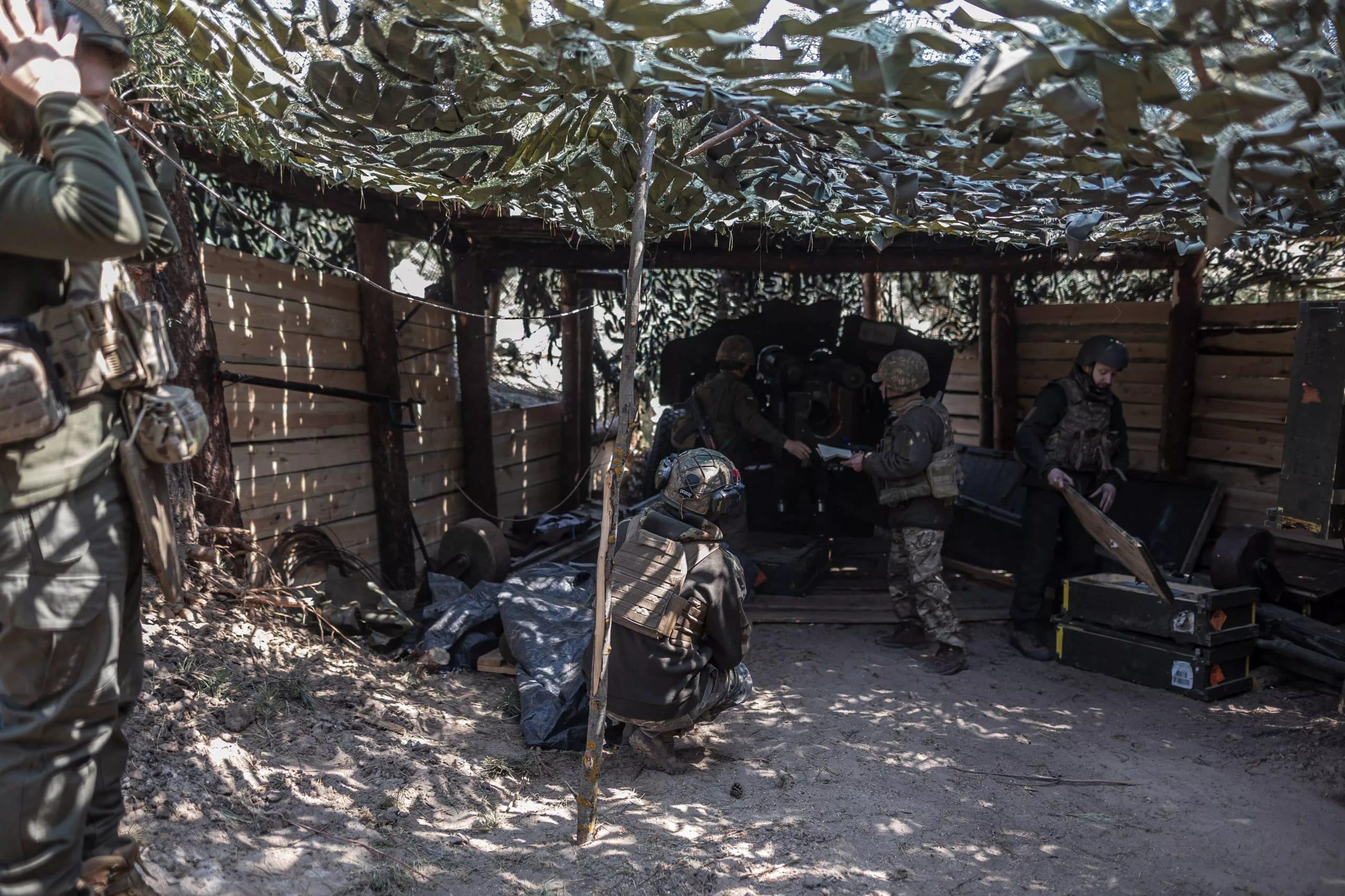 LIVE Război în Ucraina – ziua 805: Nou atac rusesc masiv asupra sistemului energetic ucrainean / Rușii spun că au mai cucerit două sate / Lituania e gata să trimită soldați în Ucraina / Decizia la Bruxelles privind activele ruseşti îngheţate