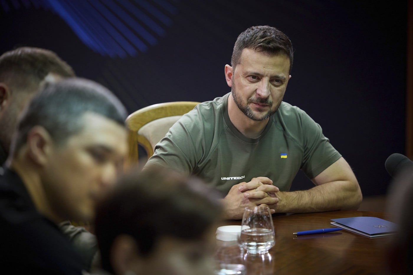 “Aș fi primul care ar dori alegeri prezidențiale, deoarece sunt în opoziție cu Zelenski, dar…”. Mandatul lui Zelenski a expirat în 20 mai. Ce spun ucrainenii despre legitimitatea lui