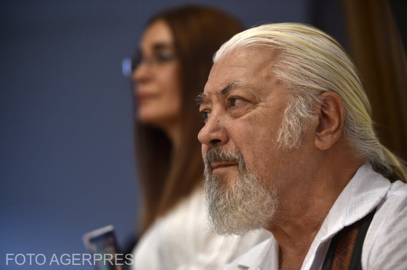 Nicu Covaci a fost internat din nou la Spitalul Județean Timișoara. Ce spune trupa Phoenix despre starea liderului său