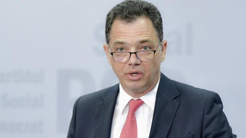 Ministrul Turismului anunță că litoralul are nevoie de povești ca să atragă turiști